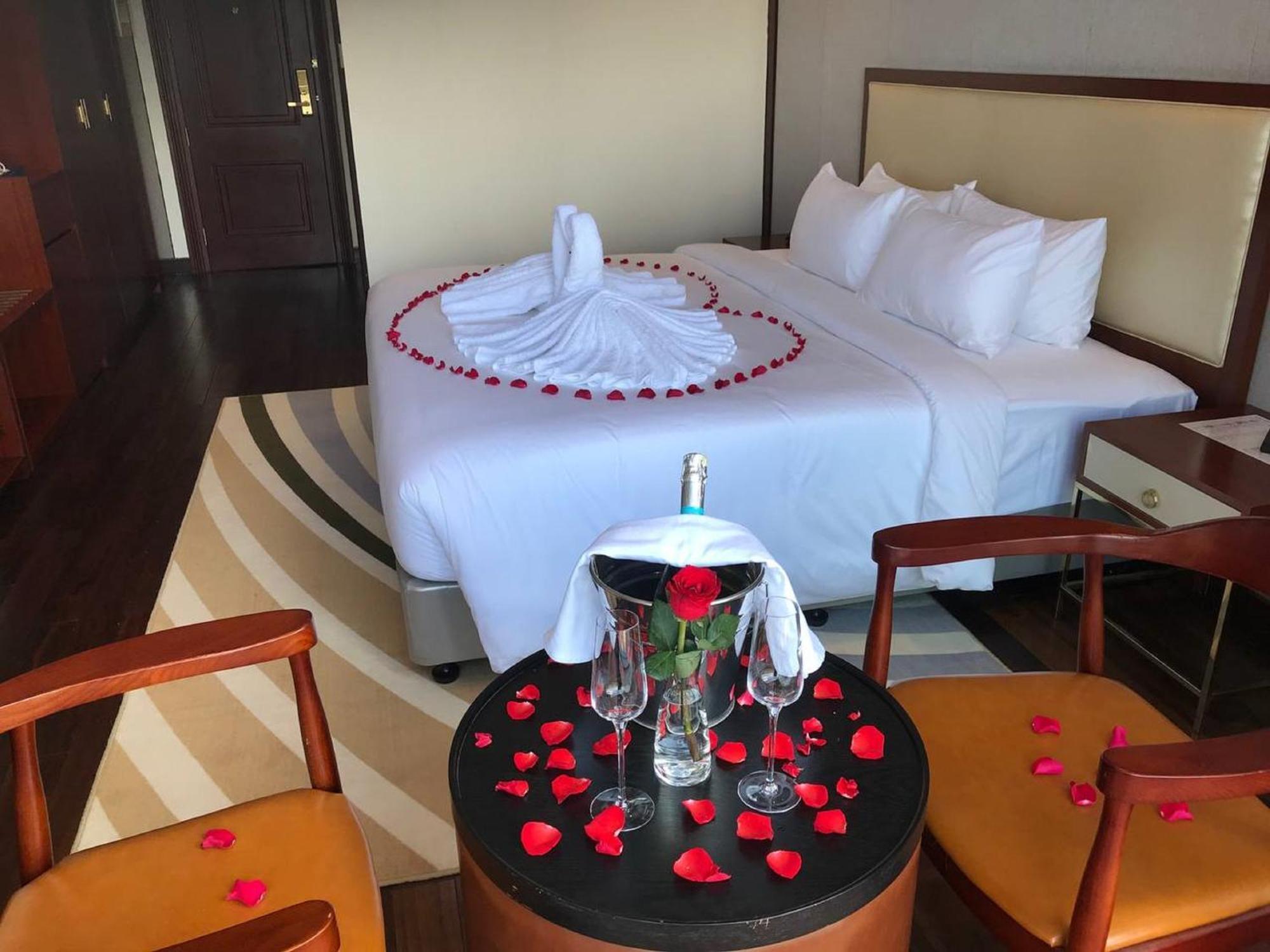 V V Hotel Батамбанг Екстериор снимка